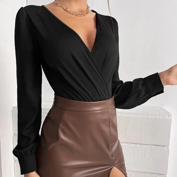 SHEIN Surplice Neck Lantern Sleeve Bodysuit (NWOT) - Picture 4 of 4